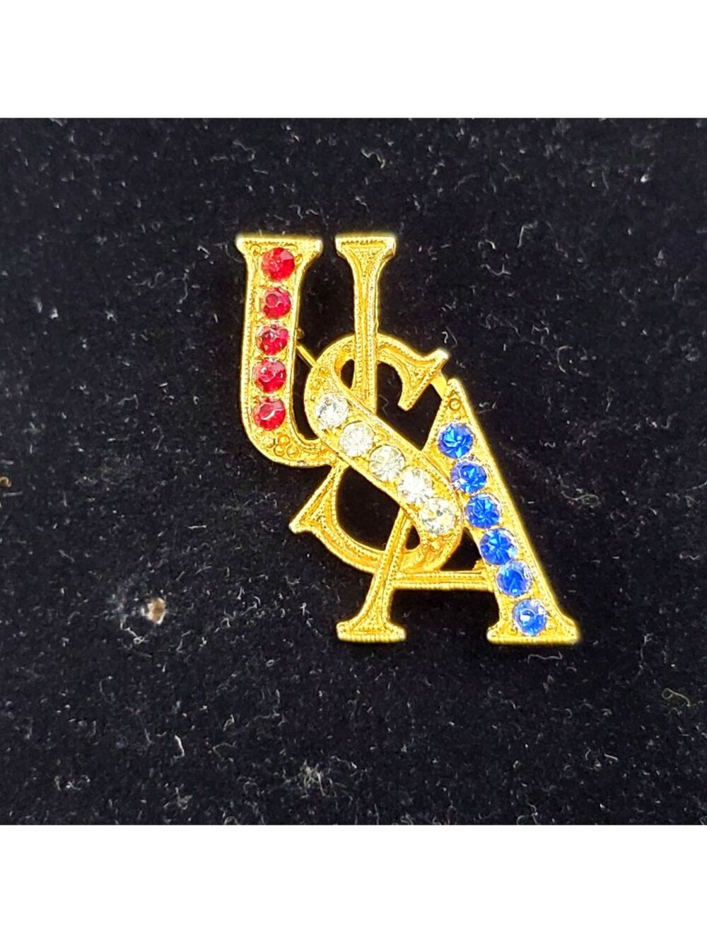 VTG Gold-Tone USA Brooch With Red White & Blue Rhinestones Patriotic Pin 1.5"